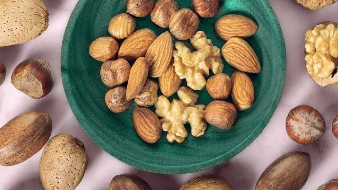 Wellhealthorganic.com:vitamin-e-health-benefits-and-nutritional-sources