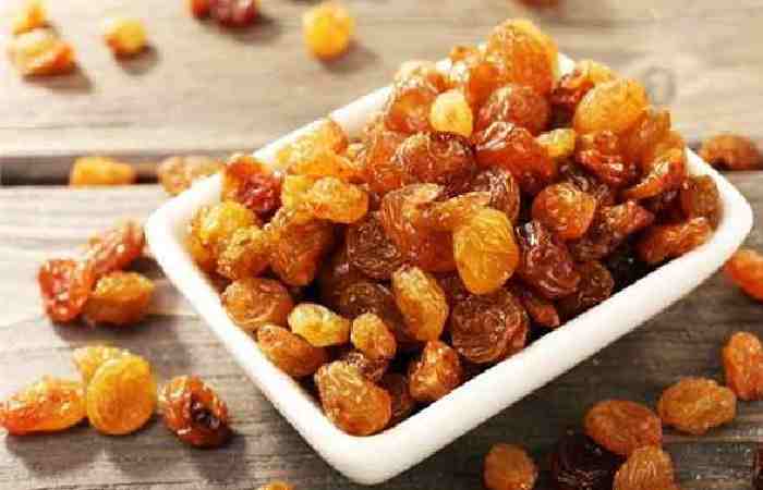 FAQs for wellhealthorganic.com:easy-way-to-gain-weight-know-how-raisins-can-help-in-weight-gain