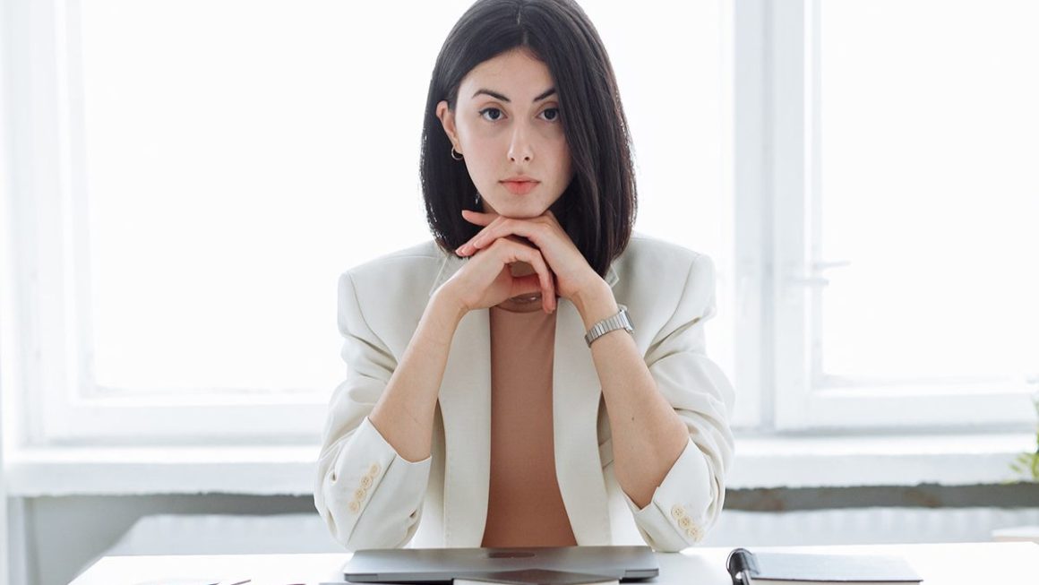 The Price Tag of Professionalism: A Look at Headshot Costs